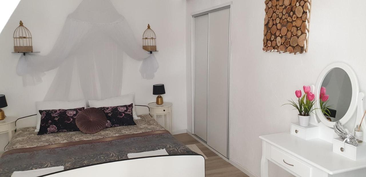 Apartment Marko Senj  Eksteriør bilde